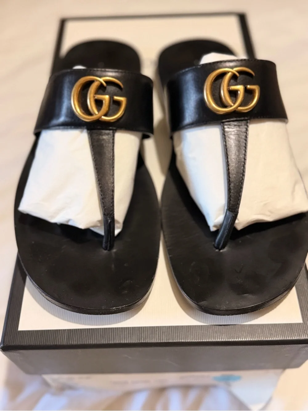 Gucci elegant black